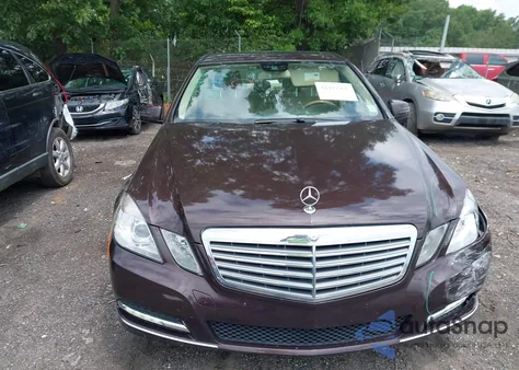 2013 Mercedes-Benz E 350 из США, поврежденный, VIN WDDHF5KB7DA663228